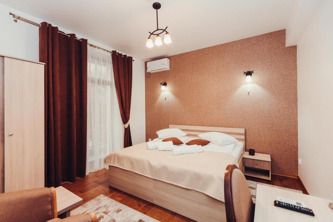Pensiunea Casa Hortopan Târgu Jiu Zewnętrze zdjęcie