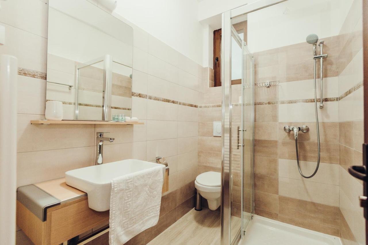 Pensiunea Casa Hortopan Târgu Jiu Zewnętrze zdjęcie