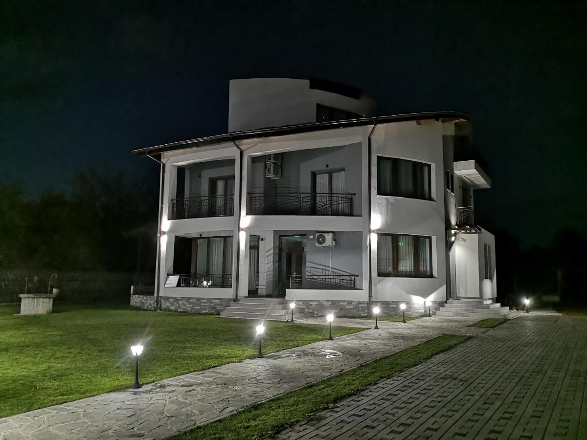 Pensiunea Casa Hortopan Târgu Jiu Zewnętrze zdjęcie